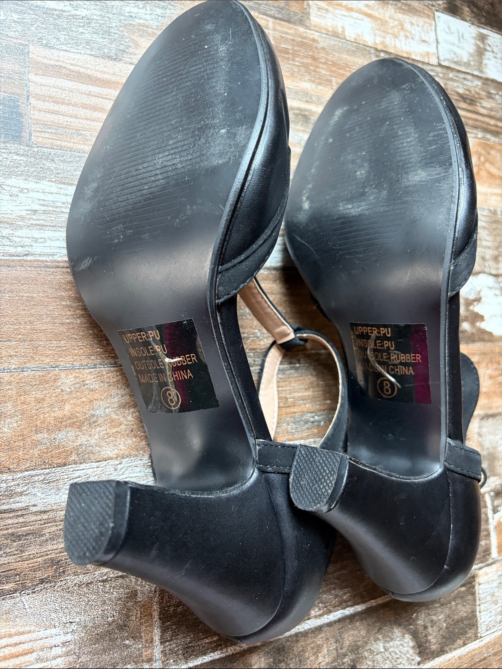 Journee Collection Black T-Strap Heels - Picture 5 of 10
